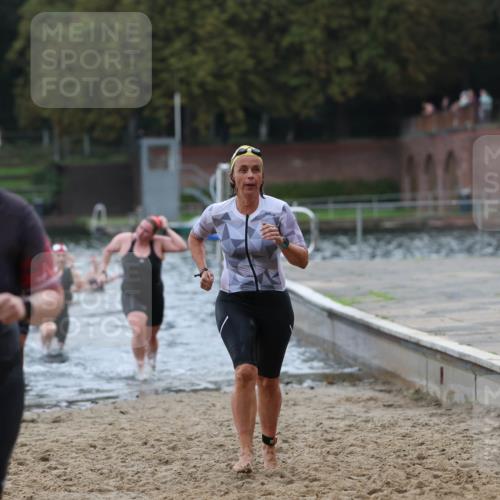 13.09.2026 - Stadtparktriathlon Mo-Foto http://msf.ph/oto/10259057 13.09.2026 11:15:27 Schwimmen 715, 722, 743, 758, 779, 803 meine-sportfotos.de