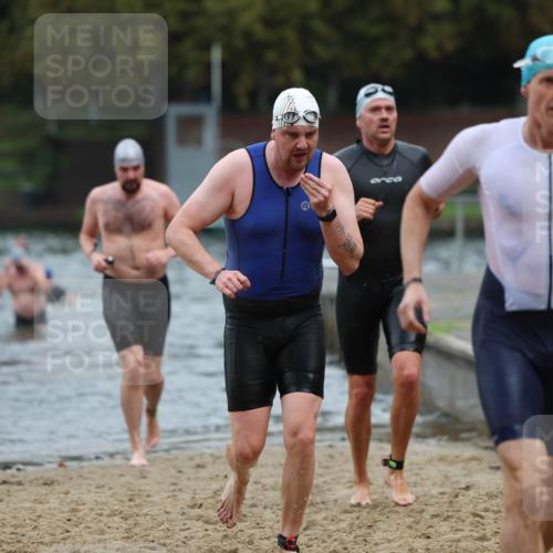 13.09.2026 - Stadtparktriathlon Mo-Foto http://msf.ph/oto/10259058 13.09.2026 11:55:23 Schwimmen 950, 966, 979, 1020, 1027, 1033, 1058 meine-sportfotos.de