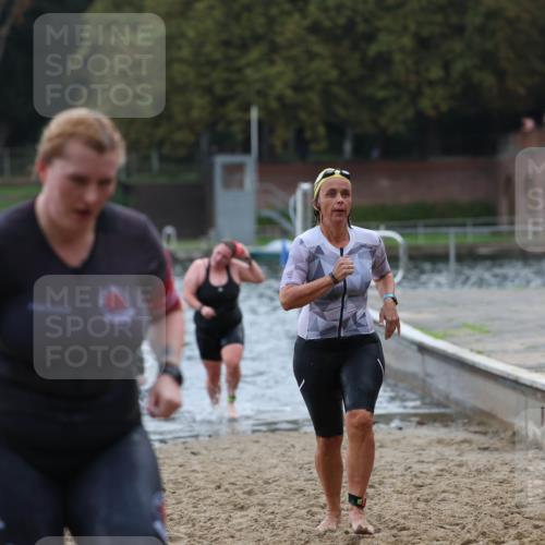 13.09.2026 - Stadtparktriathlon Mo-Foto http://msf.ph/oto/10259059 13.09.2026 11:15:27 Schwimmen 715, 722, 743, 758, 779, 803 meine-sportfotos.de