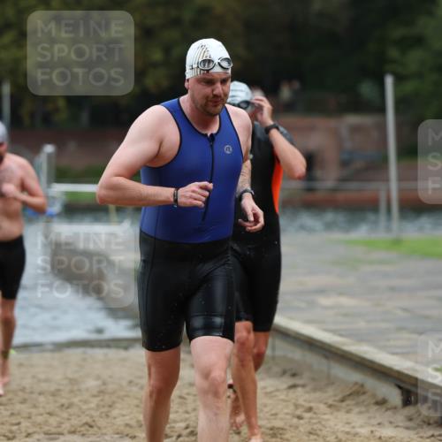 13.09.2026 - Stadtparktriathlon Mo-Foto http://msf.ph/oto/10259069 13.09.2026 11:55:25 Schwimmen 950, 966, 979, 1020, 1033, 1058 meine-sportfotos.de