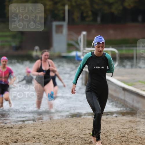 13.09.2026 - Stadtparktriathlon Mo-Foto http://msf.ph/oto/10259106 13.09.2026 11:15:41 Schwimmen 712, 715, 739, 743, 763, 794, 802 meine-sportfotos.de