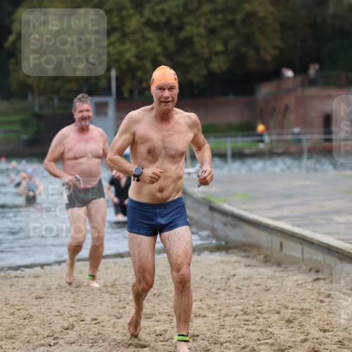 13.09.2026 - Stadtparktriathlon Mo-Foto http://msf.ph/oto/10259147 13.09.2026 11:55:40 Schwimmen 950, 979, 1004, 1039, 1052 meine-sportfotos.de