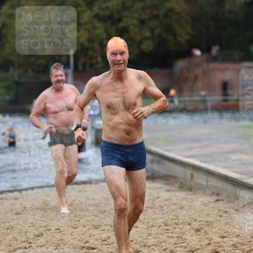 13.09.2026 - Stadtparktriathlon Mo-Foto http://msf.ph/oto/10259151 13.09.2026 11:55:40 Schwimmen 950, 979, 1004, 1039, 1052 meine-sportfotos.de