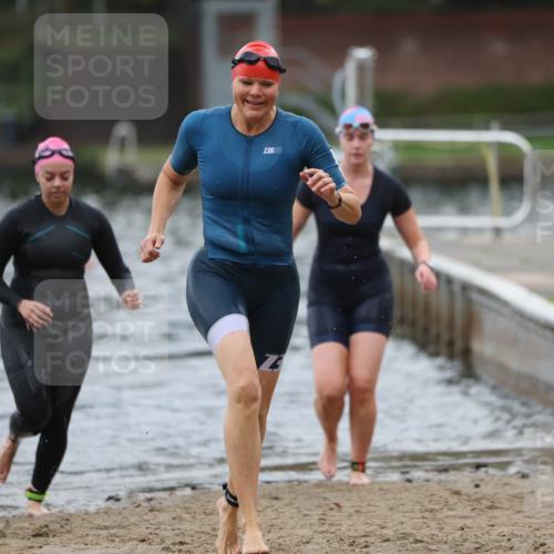13.09.2026 - Stadtparktriathlon Mo-Foto http://msf.ph/oto/10259163 13.09.2026 11:15:55 Schwimmen 712, 763, 795, 816, 819 meine-sportfotos.de