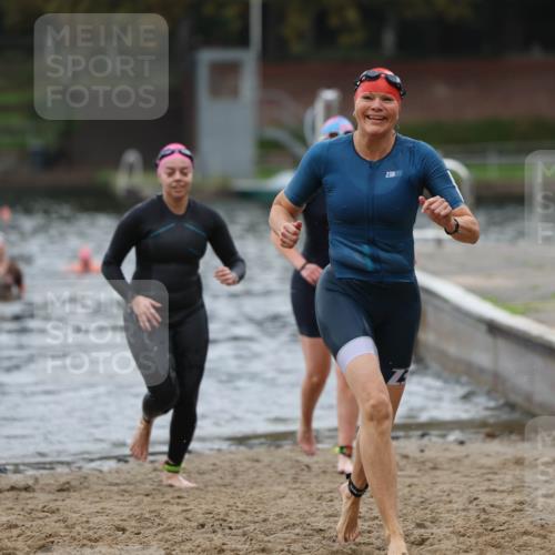 13.09.2026 - Stadtparktriathlon Mo-Foto http://msf.ph/oto/10259168 13.09.2026 11:15:55 Schwimmen 712, 763, 795, 816, 819 meine-sportfotos.de