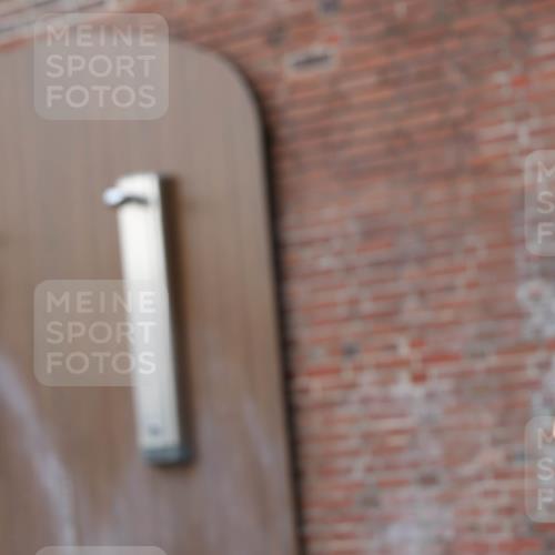13.09.2026 - Stadtparktriathlon Mo-Foto http://msf.ph/oto/10259192 13.09.2026 11:15:59 Schwimmen 795, 816, 819 meine-sportfotos.de