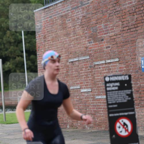 13.09.2026 - Stadtparktriathlon Mo-Foto http://msf.ph/oto/10259196 13.09.2026 11:16:00 Schwimmen 795, 816, 819 meine-sportfotos.de