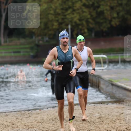 13.09.2026 - Stadtparktriathlon Mo-Foto http://msf.ph/oto/10259214 13.09.2026 11:55:56 Schwimmen 977, 987, 1056 meine-sportfotos.de
