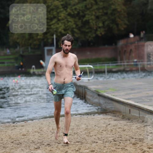 13.09.2026 - Stadtparktriathlon Mo-Foto http://msf.ph/oto/10259250 13.09.2026 11:56:11 Schwimmen 996 meine-sportfotos.de