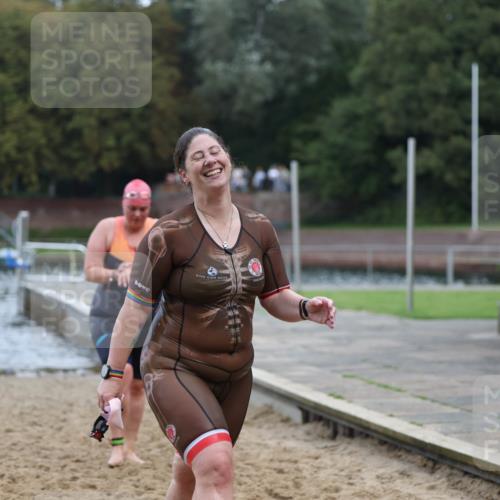 13.09.2026 - Stadtparktriathlon Mo-Foto http://msf.ph/oto/10259253 13.09.2026 11:16:28 Schwimmen 744, 755, 762 meine-sportfotos.de