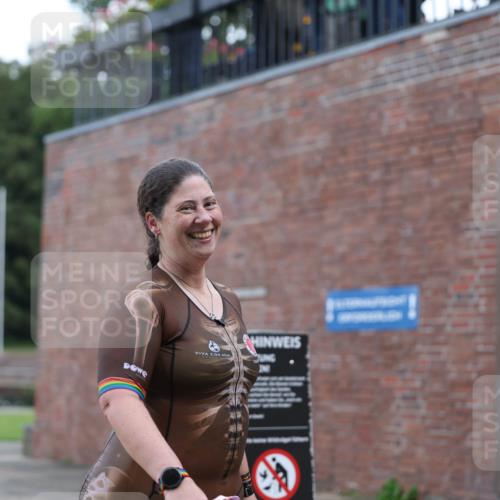 13.09.2026 - Stadtparktriathlon Mo-Foto http://msf.ph/oto/10259263 13.09.2026 11:16:30 Schwimmen 744, 755, 762 meine-sportfotos.de