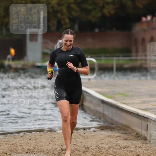 13.09.2026 - Stadtparktriathlon Mo-Foto http://msf.ph/oto/10259299 13.09.2026 11:16:39 Schwimmen 744 meine-sportfotos.de