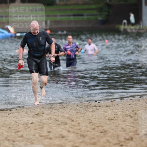 13.09.2026 - Stadtparktriathlon Mo-Foto http://msf.ph/oto/10259300 13.09.2026 11:56:48 Schwimmen 953, 1044, 1047 meine-sportfotos.de