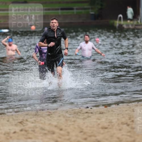 13.09.2026 - Stadtparktriathlon Mo-Foto http://msf.ph/oto/10259313 13.09.2026 11:56:52 Schwimmen 953, 1044, 1047 meine-sportfotos.de