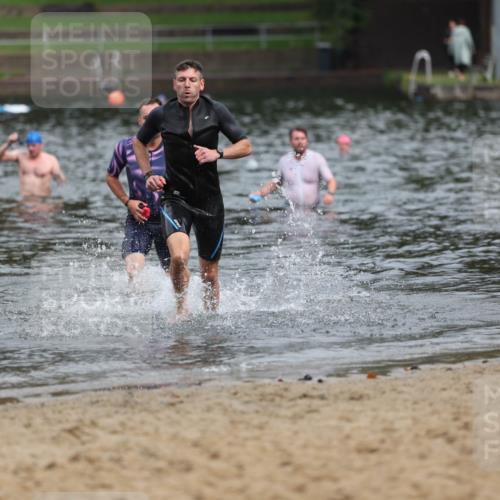 13.09.2026 - Stadtparktriathlon Mo-Foto http://msf.ph/oto/10259315 13.09.2026 11:56:53 Schwimmen 953, 1044, 1047 meine-sportfotos.de
