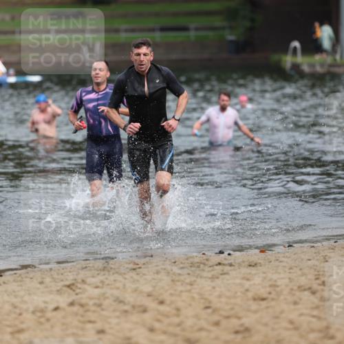 13.09.2026 - Stadtparktriathlon Mo-Foto http://msf.ph/oto/10259323 13.09.2026 11:56:54 Schwimmen 953, 1044, 1047 meine-sportfotos.de