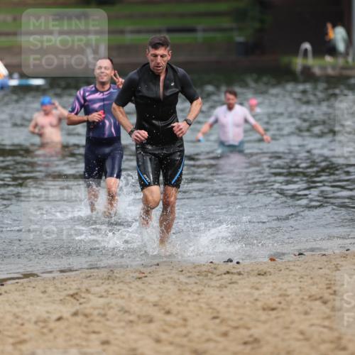 13.09.2026 - Stadtparktriathlon Mo-Foto http://msf.ph/oto/10259325 13.09.2026 11:56:54 Schwimmen 953, 1044, 1047 meine-sportfotos.de