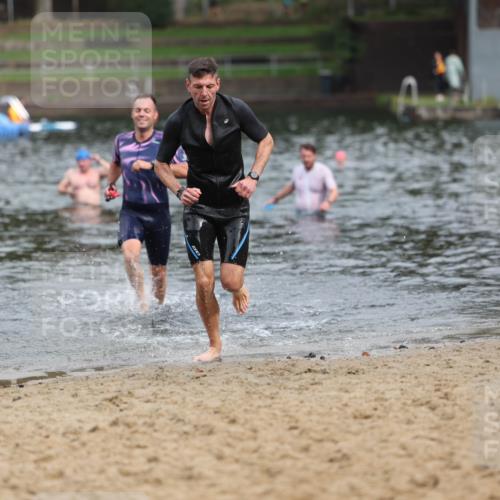 13.09.2026 - Stadtparktriathlon Mo-Foto http://msf.ph/oto/10259328 13.09.2026 11:56:54 Schwimmen 953, 1044, 1047 meine-sportfotos.de