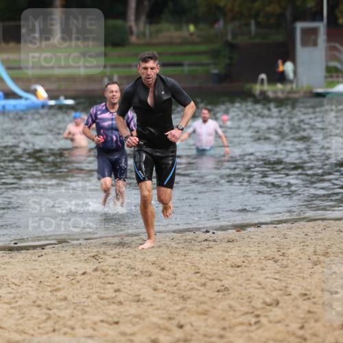 13.09.2026 - Stadtparktriathlon Mo-Foto http://msf.ph/oto/10259335 13.09.2026 11:56:55 Schwimmen 953, 1044, 1047 meine-sportfotos.de