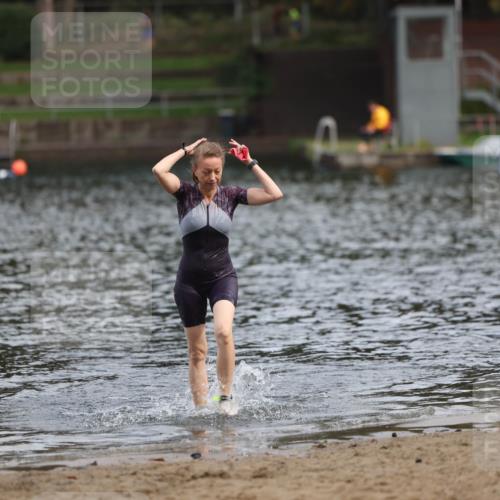 13.09.2026 - Stadtparktriathlon Mo-Foto http://msf.ph/oto/10259342 13.09.2026 11:17:26 Schwimmen 761 meine-sportfotos.de