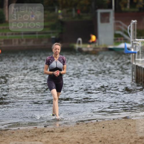 13.09.2026 - Stadtparktriathlon Mo-Foto http://msf.ph/oto/10259345 13.09.2026 11:17:26 Schwimmen 761 meine-sportfotos.de
