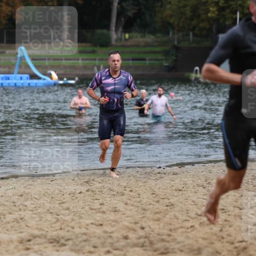 13.09.2026 - Stadtparktriathlon Mo-Foto http://msf.ph/oto/10259346 13.09.2026 11:56:57 Schwimmen 1044, 1047 meine-sportfotos.de