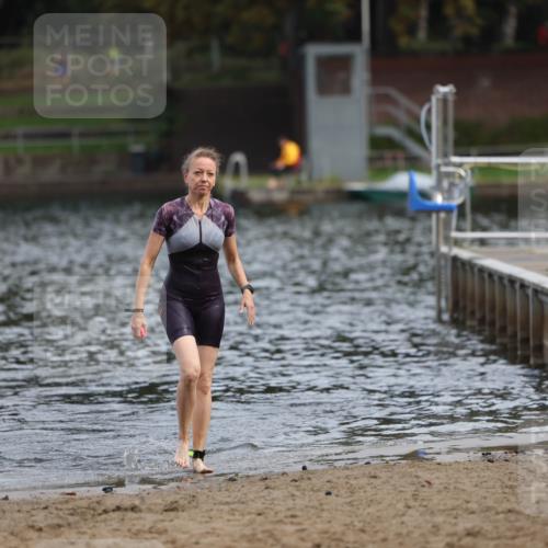 13.09.2026 - Stadtparktriathlon Mo-Foto http://msf.ph/oto/10259348 13.09.2026 11:17:27 Schwimmen 761 meine-sportfotos.de