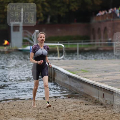 13.09.2026 - Stadtparktriathlon Mo-Foto http://msf.ph/oto/10259360 13.09.2026 11:17:29 Schwimmen 761 meine-sportfotos.de