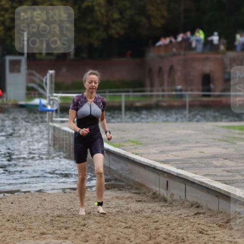 13.09.2026 - Stadtparktriathlon Mo-Foto http://msf.ph/oto/10259364 13.09.2026 11:17:30 Schwimmen 761 meine-sportfotos.de