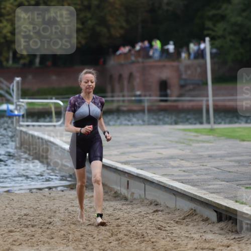 13.09.2026 - Stadtparktriathlon Mo-Foto http://msf.ph/oto/10259367 13.09.2026 11:17:31 Schwimmen 761 meine-sportfotos.de