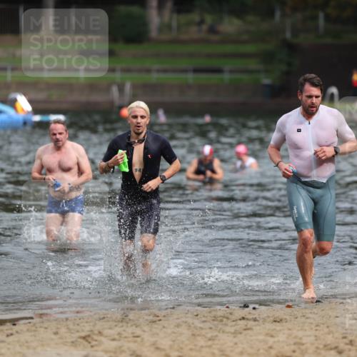 13.09.2026 - Stadtparktriathlon Mo-Foto http://msf.ph/oto/10259371 13.09.2026 11:57:09 Schwimmen 981, 1008, 1015 meine-sportfotos.de