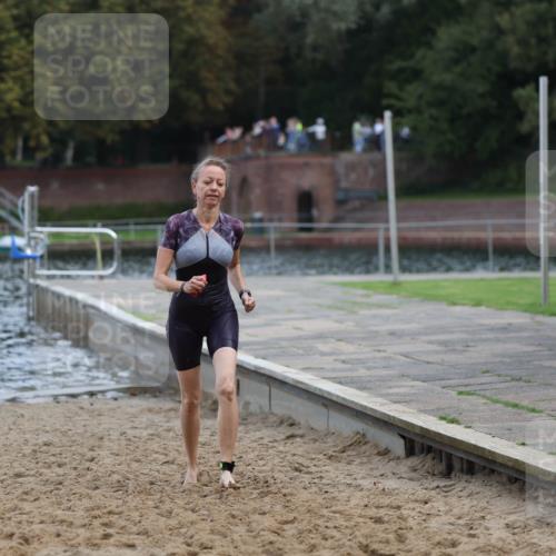 13.09.2026 - Stadtparktriathlon Mo-Foto http://msf.ph/oto/10259372 13.09.2026 11:17:31 Schwimmen 761 meine-sportfotos.de