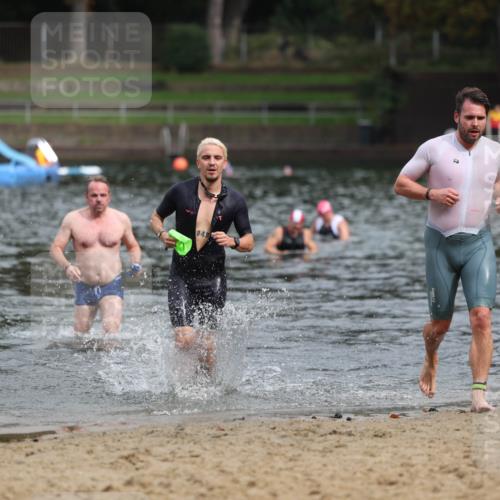 13.09.2026 - Stadtparktriathlon Mo-Foto http://msf.ph/oto/10259373 13.09.2026 11:57:09 Schwimmen 981, 1008, 1015 meine-sportfotos.de