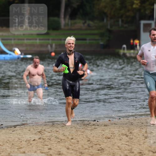 13.09.2026 - Stadtparktriathlon Mo-Foto http://msf.ph/oto/10259380 13.09.2026 11:57:10 Schwimmen 981, 1008, 1015 meine-sportfotos.de