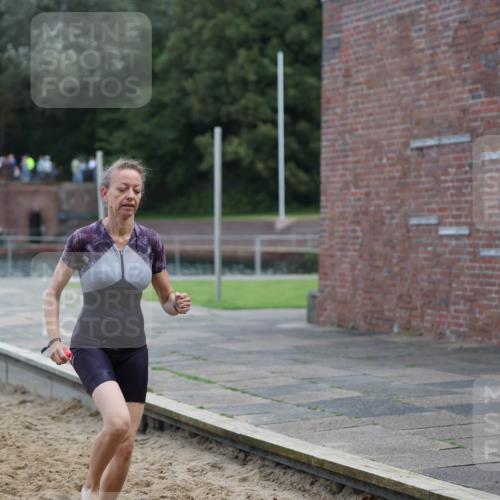 13.09.2026 - Stadtparktriathlon Mo-Foto http://msf.ph/oto/10259381 13.09.2026 11:17:33 Schwimmen 761 meine-sportfotos.de
