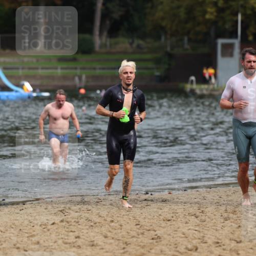 13.09.2026 - Stadtparktriathlon Mo-Foto http://msf.ph/oto/10259384 13.09.2026 11:57:11 Schwimmen 981, 1008, 1015 meine-sportfotos.de