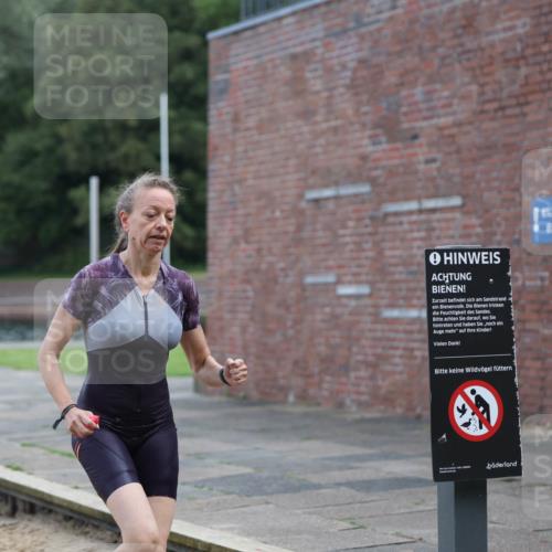 13.09.2026 - Stadtparktriathlon Mo-Foto http://msf.ph/oto/10259385 13.09.2026 11:17:34 Schwimmen 761 meine-sportfotos.de