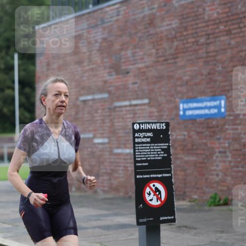 13.09.2026 - Stadtparktriathlon Mo-Foto http://msf.ph/oto/10259387 13.09.2026 11:17:34 Schwimmen 761 meine-sportfotos.de