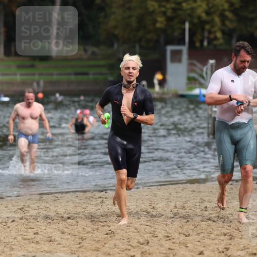 13.09.2026 - Stadtparktriathlon Mo-Foto http://msf.ph/oto/10259392 13.09.2026 11:57:12 Schwimmen 981, 1008, 1015 meine-sportfotos.de