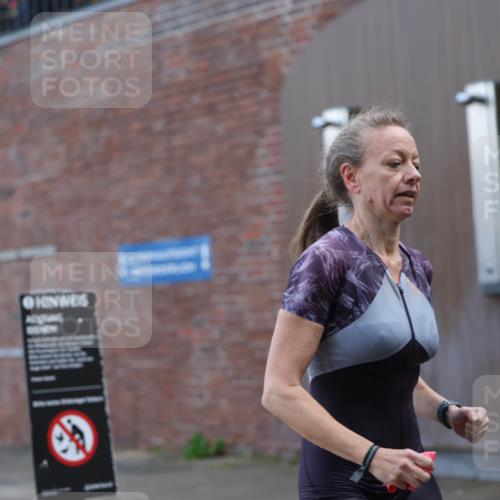 13.09.2026 - Stadtparktriathlon Mo-Foto http://msf.ph/oto/10259393 13.09.2026 11:17:35 Schwimmen 761 meine-sportfotos.de