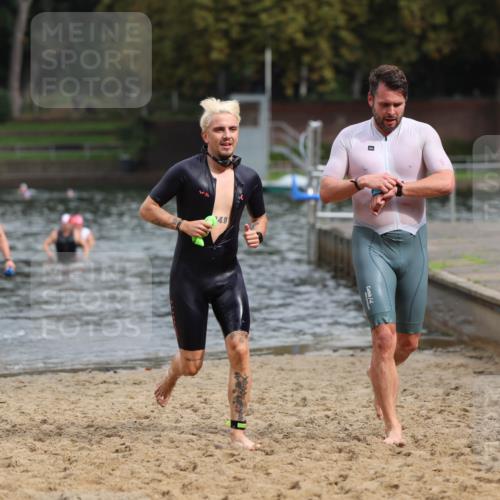 13.09.2026 - Stadtparktriathlon Mo-Foto http://msf.ph/oto/10259394 13.09.2026 11:57:12 Schwimmen 981, 1008, 1015 meine-sportfotos.de