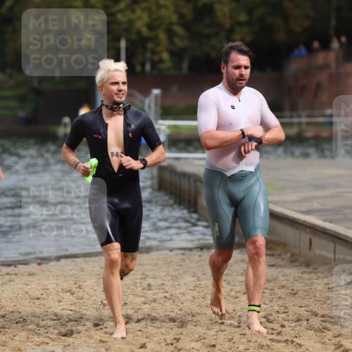 13.09.2026 - Stadtparktriathlon Mo-Foto http://msf.ph/oto/10259398 13.09.2026 11:57:12 Schwimmen 981, 1008, 1015 meine-sportfotos.de