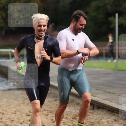 13.09.2026 - Stadtparktriathlon Mo-Foto http://msf.ph/oto/10259408 13.09.2026 11:57:14 Schwimmen 981, 1008, 1015 meine-sportfotos.de