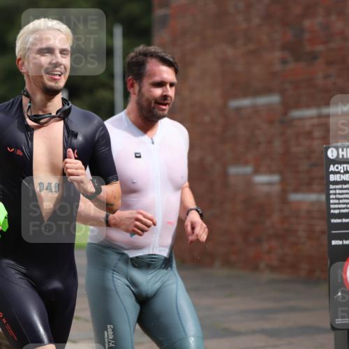 13.09.2026 - Stadtparktriathlon Mo-Foto http://msf.ph/oto/10259414 13.09.2026 11:57:14 Schwimmen 981, 1008, 1015 meine-sportfotos.de