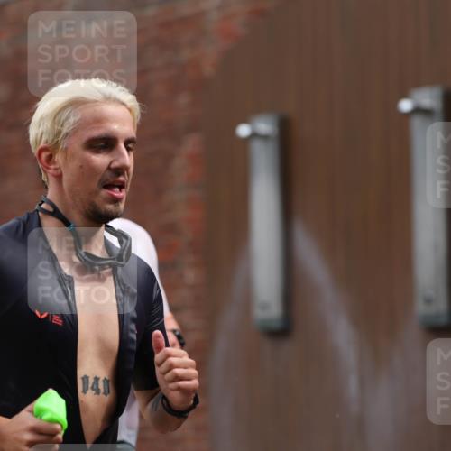 13.09.2026 - Stadtparktriathlon Mo-Foto http://msf.ph/oto/10259418 13.09.2026 11:57:15 Schwimmen 981, 1008, 1015 meine-sportfotos.de