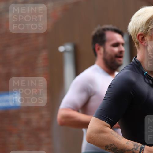 13.09.2026 - Stadtparktriathlon Mo-Foto http://msf.ph/oto/10259421 13.09.2026 11:57:15 Schwimmen 981, 1008, 1015 meine-sportfotos.de