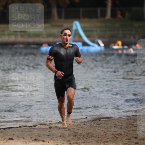 13.09.2026 - Stadtparktriathlon Mo-Foto http://msf.ph/oto/10259432 13.09.2026 11:28:41 Schwimmen 834, 840 meine-sportfotos.de