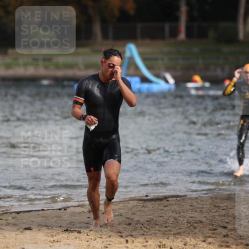 13.09.2026 - Stadtparktriathlon Mo-Foto http://msf.ph/oto/10259436 13.09.2026 11:28:41 Schwimmen 834, 840 meine-sportfotos.de