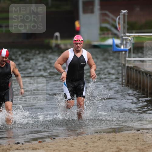 13.09.2026 - Stadtparktriathlon Mo-Foto http://msf.ph/oto/10259437 13.09.2026 11:57:28 Schwimmen 1025, 1065 meine-sportfotos.de