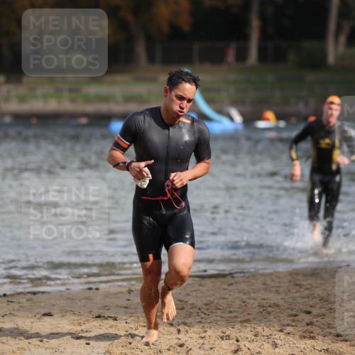 13.09.2026 - Stadtparktriathlon Mo-Foto http://msf.ph/oto/10259441 13.09.2026 11:28:42 Schwimmen 834, 840 meine-sportfotos.de